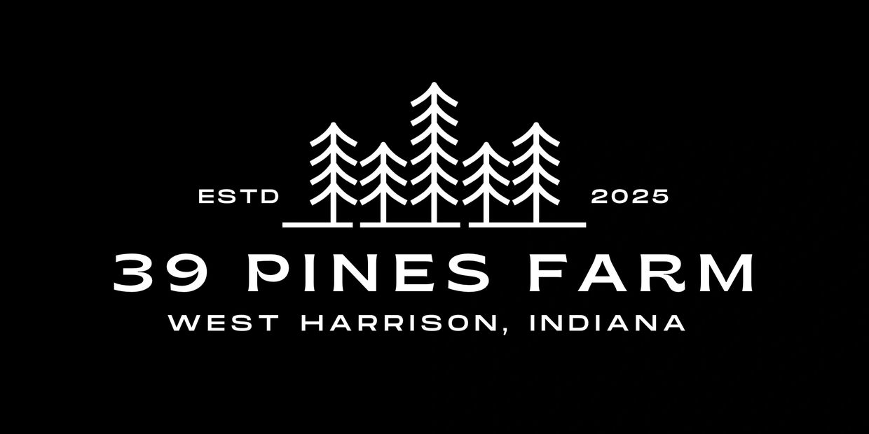 Logo of 39 Pines Farm featuring stylized pine trees and location details.