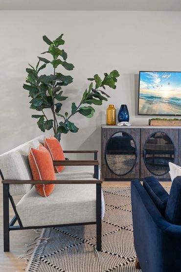 Interior real estate photography of a model home in Cleburne, TX by Sandlin Custom Homes