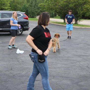 private dog training sessions, dog behaviorist Phoenix, leash training for dogs