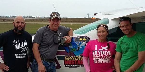 Skydiving Group Rates in Texas