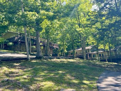 Condo buildings among mature trees at Star Point Resort on Dale Hollow Lake