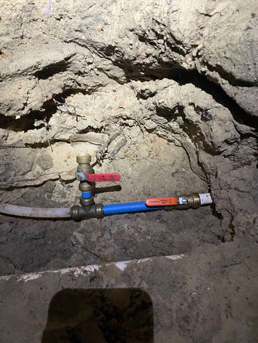 water leak, plumbing, water leak repair, busted pipe, leaky valve, leaking faucet, obx, outer banks