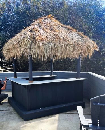 tiki hut, pool side bar, Outer Banks contractor, OBX contractor, Corolla, Duck, Kill Devil Hills,