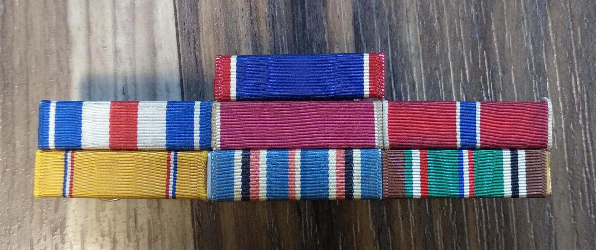 WWII U.S. GROUP OF RIBBONS ON BAR, Item #4945
