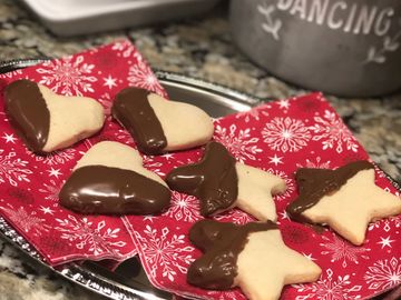 Linda's Cottage Kitchen - Chocolate Dipped Sugar Cookies