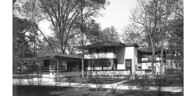 Frank Llyod Wright house sitting on the North Shore of Chicago, IL. Major renovations done by P&P, L