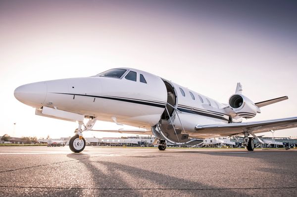 Airoplane with opened doors