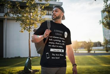 Black T-shirt narrating the story of Steve Jobs with icons