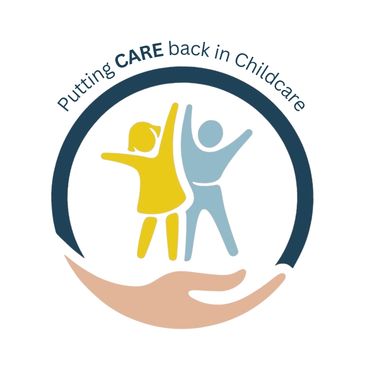 Logo with children and supportive hand symbolizing care in childcare.