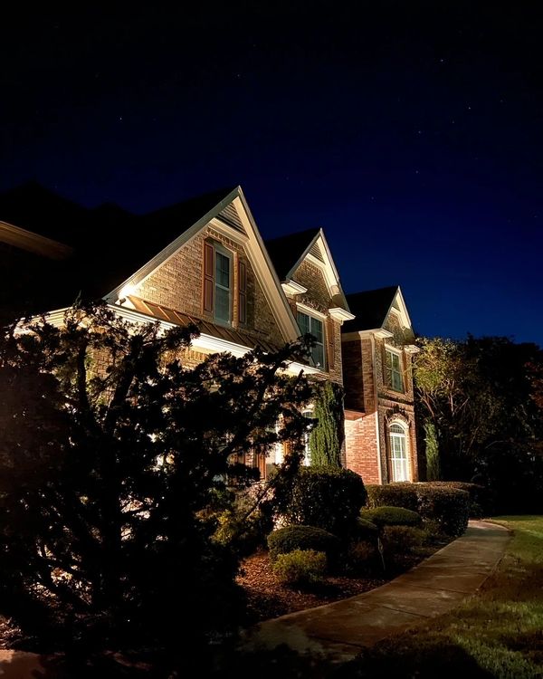 Front sided illumination, RGBW Up Lights, LED Lighting, Landscape Lights, Douglasville, Georgia