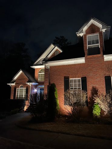 4-Sided home illumination. Douglasville, Georgia, KS Outdoor Lighting, www.ksoutdoorlighting.us 