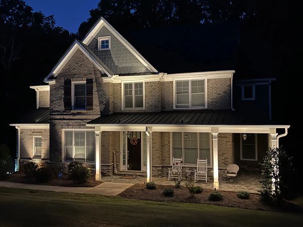 10-Fixture Illumination, 150w Transformer, wifi smartphone control, led lighting, Douglasville, GA. 