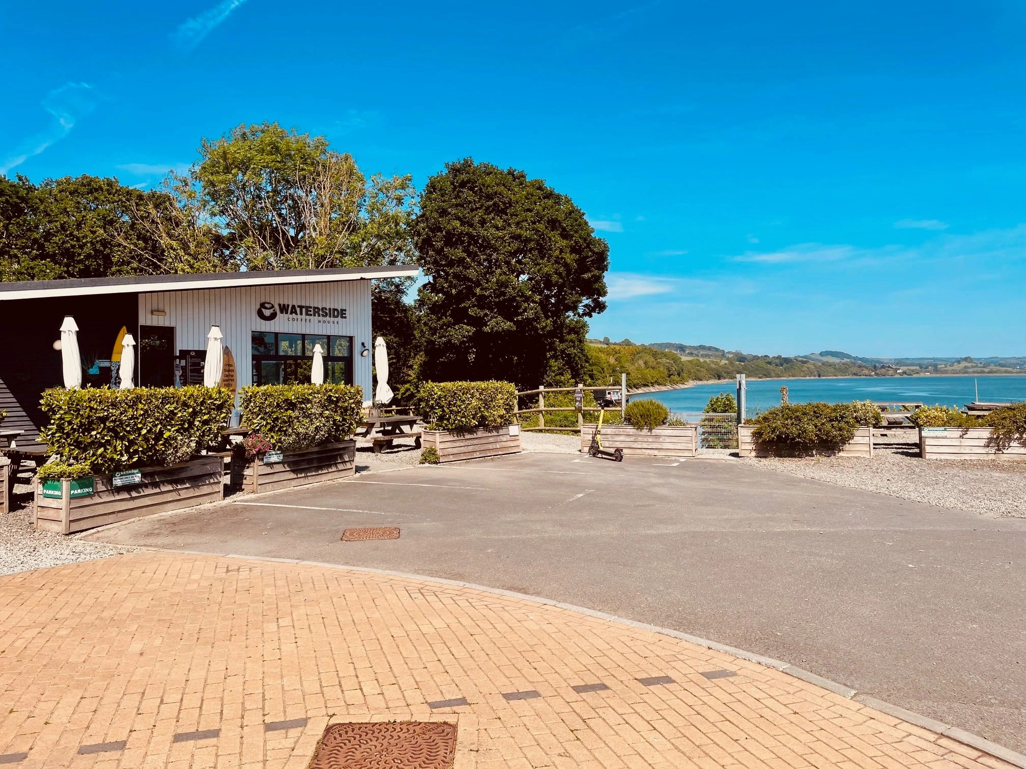 Waterside Coffee House & Bar