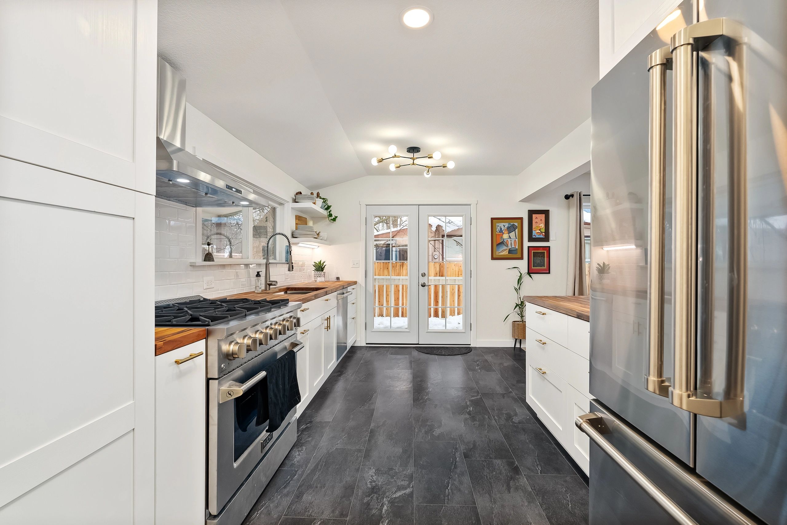 Sandpoint General Contractor - Custom Home Builders, remodels, kitchen remodels, additions, cabinets