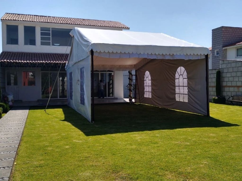 Carpa 5x10con ventanas 