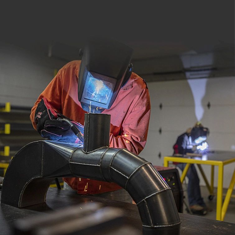 Screenshot of Sheet Metal Workers JATC, Akron Lu 33 website