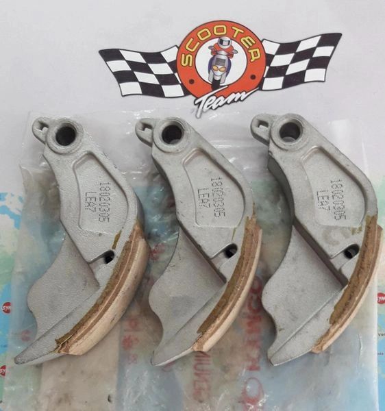 SET ZAPATAS CLUTCH DOWNTOWN 300i