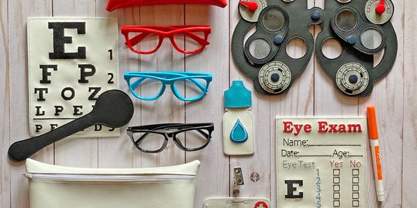 Pretend eye doctor set for kids. Pretend eye doctor's play set. STEM toys. Pretend play.