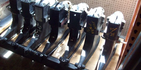 mercruiser alpha 1 or alpha 1 gen 2 black upper gear housings