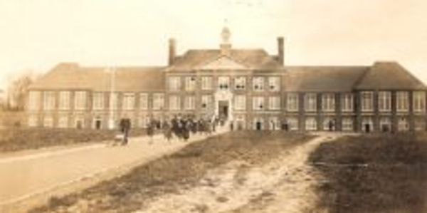 HERTFORD GRAMMAR SCHOOL – NEW BUILDING 1930  