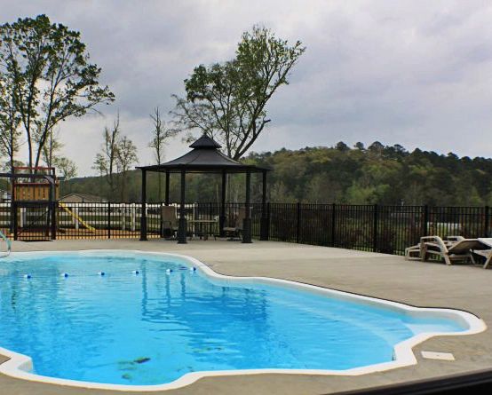 Swimming pool at Blue Heron RV resort Guntersville Alabama