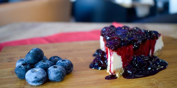 New York cheesecake with fresh blueberries 