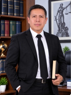 LIMA - PERITO GRAFOTÉCNICO PROFESIONAL - César Halanoca.