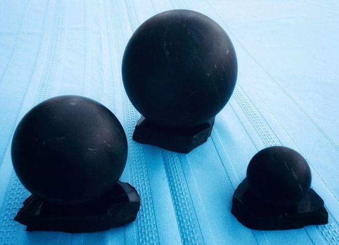 Shungite Spheres