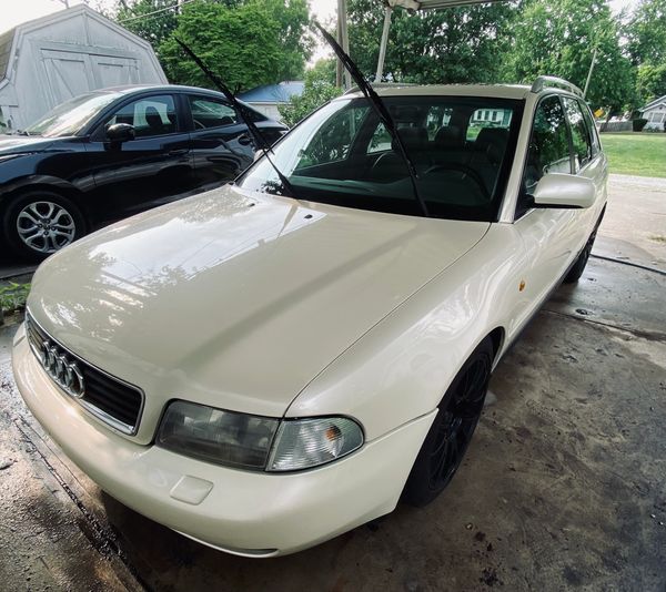 Exterior auto detail on Audi A4