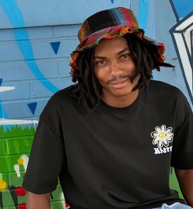 Sunset 
Pleated Bucket Hat