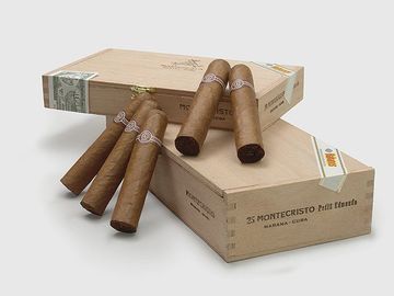 Smoke Shop, Rochester, Cigars, Montecristo, Cigar Shop, Smoke Shop, Head Shop, Habanos