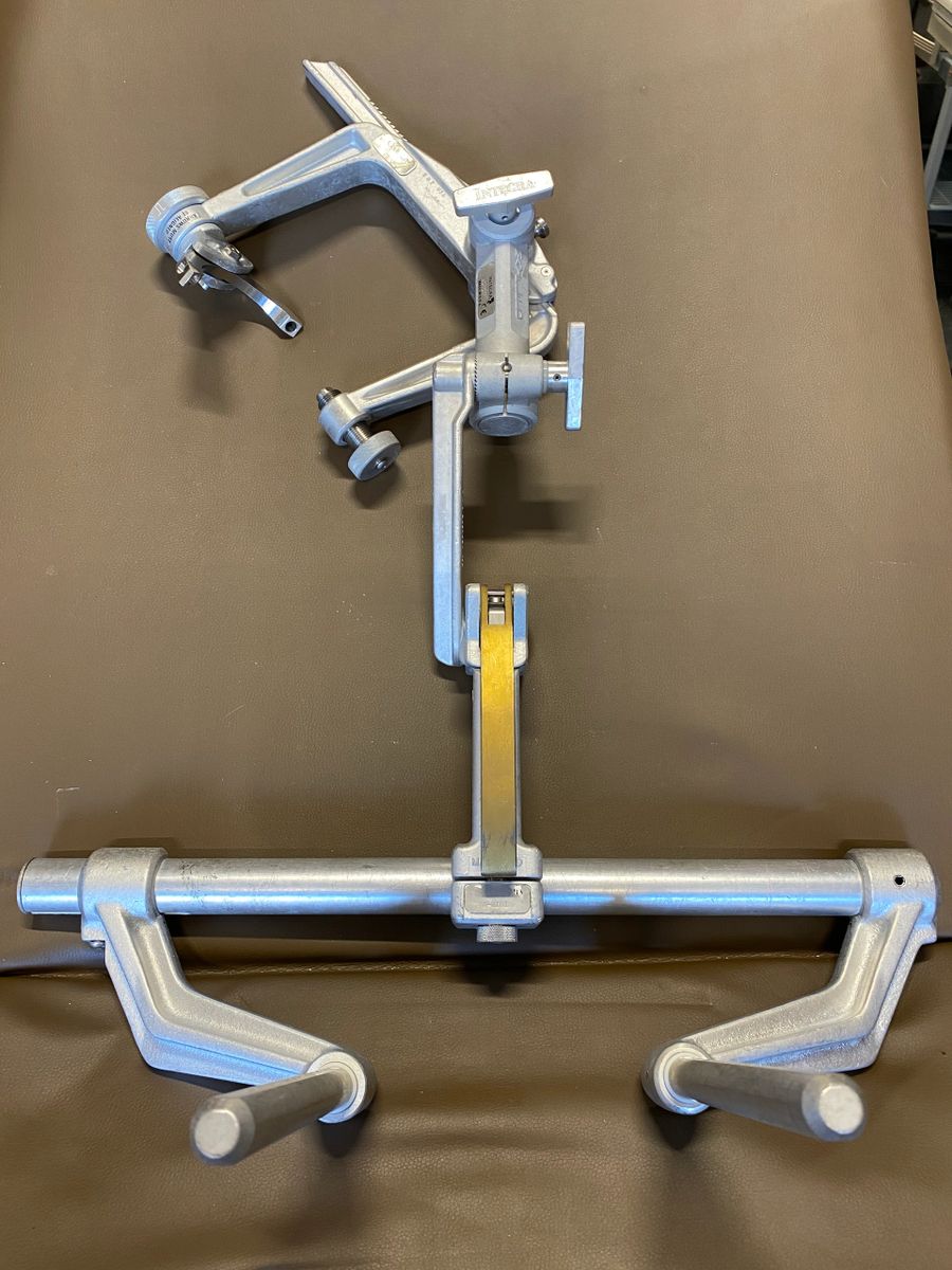 Mayfield Head Clamp w/Frame