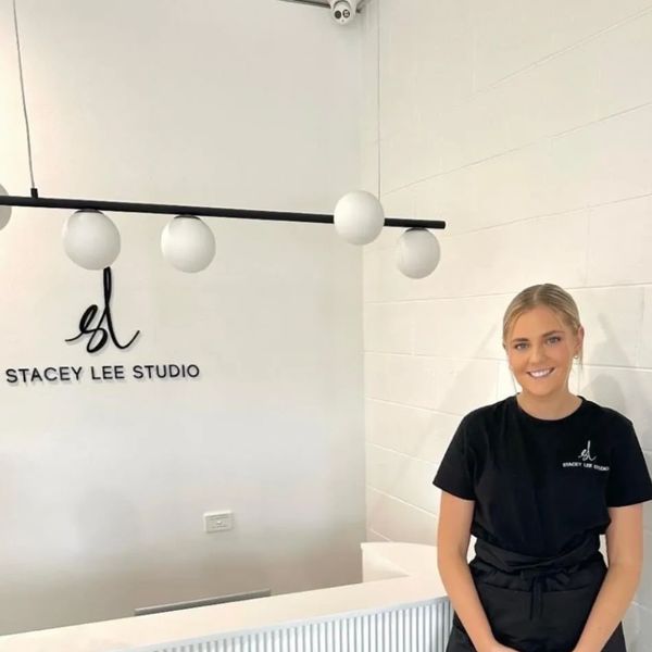 Rachel works for Stacey Lee Studio