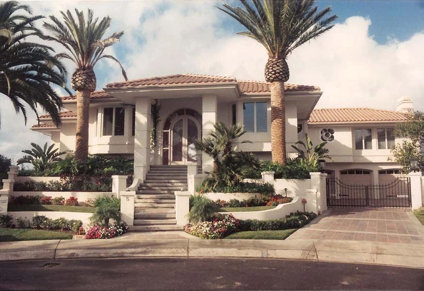 Tierra Real Estate
