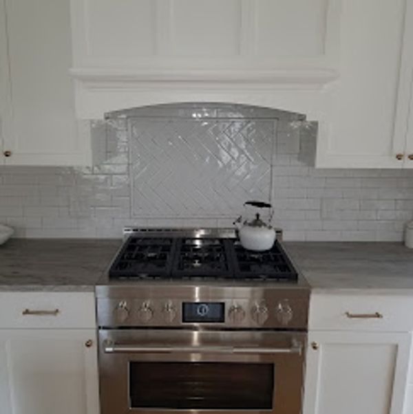 Gas range installed safely and with proper leveling.