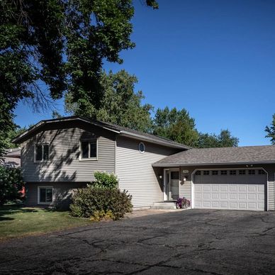 Lakeville Home for Sale