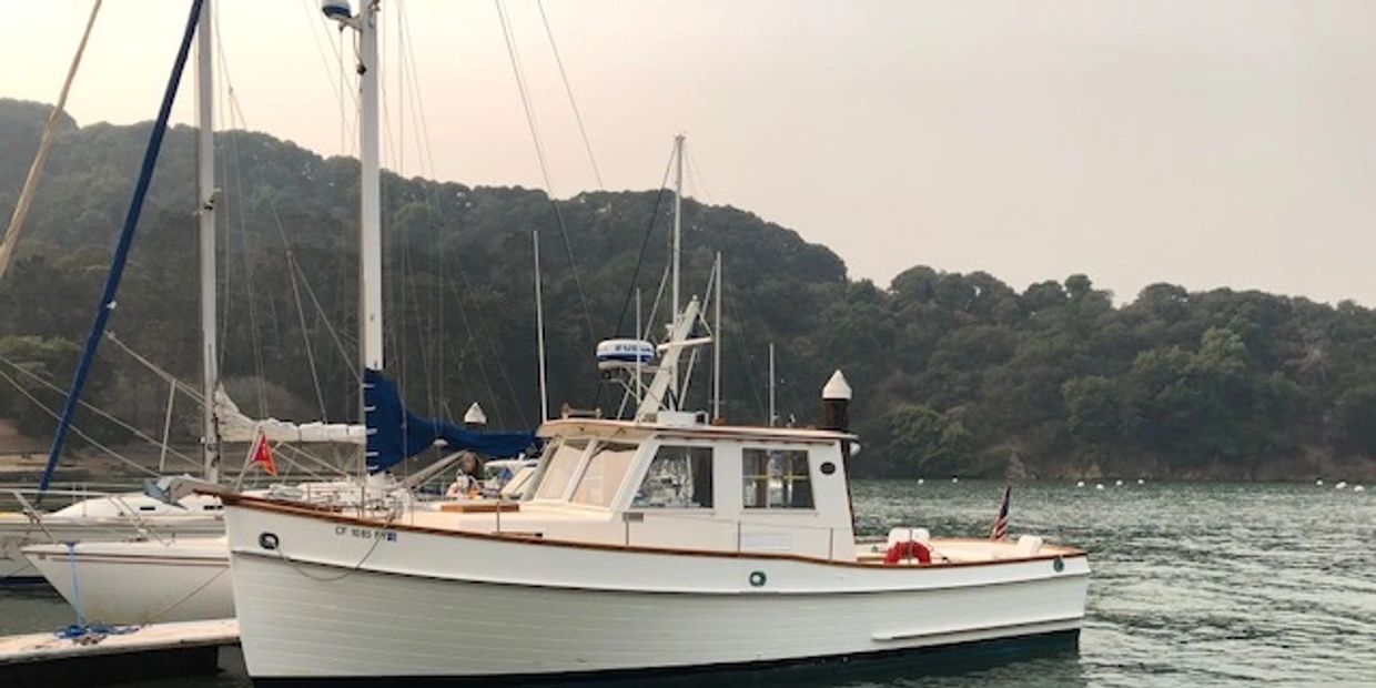 oyster point yacht club