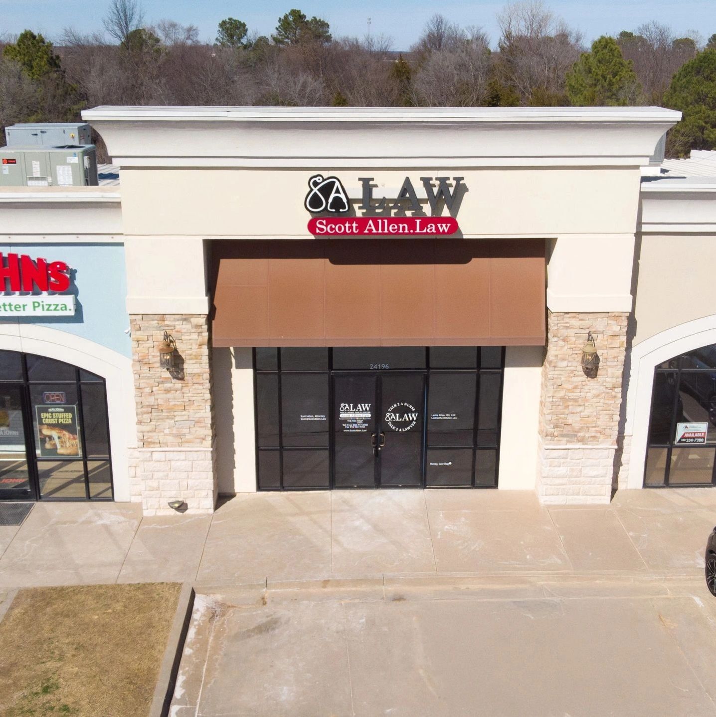 Image of Scott Allen.Law building front