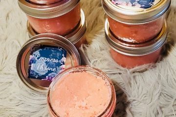 Bath scrub