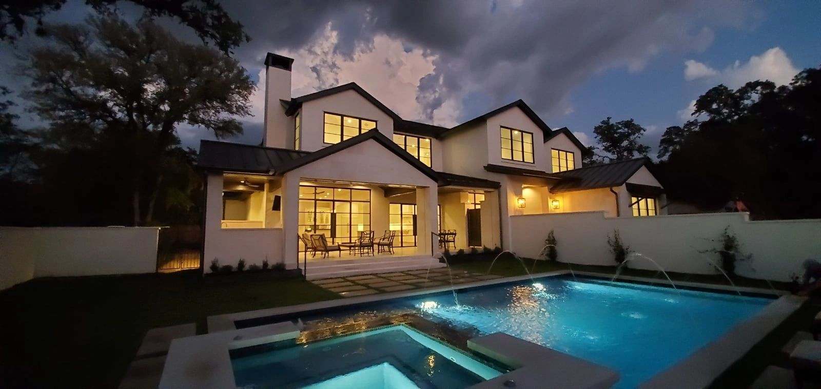 Pool Pro Custom Pools www.poolprocustompools.com