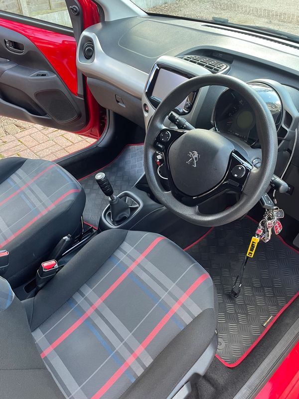 Peugeot interior detail