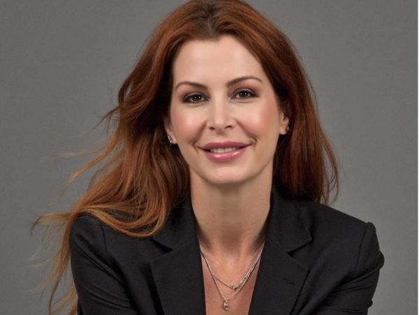 Lauren Forman Headshot