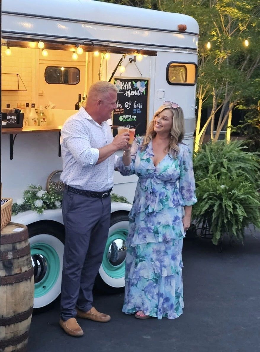 Sip & Tow Mobile Cocktail Bar - Mobile Bar in Wilmington