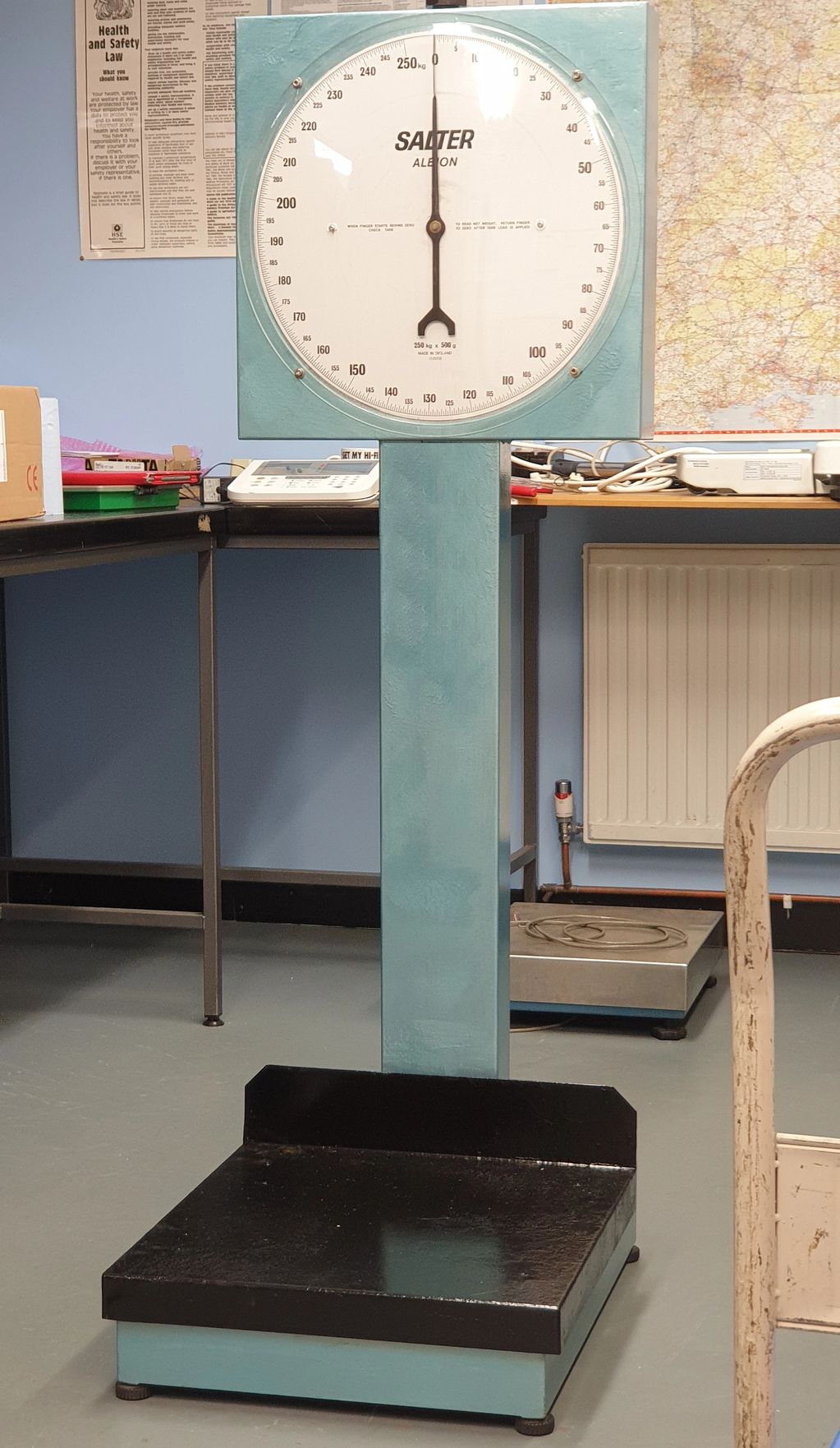 Restaurant scale 1982