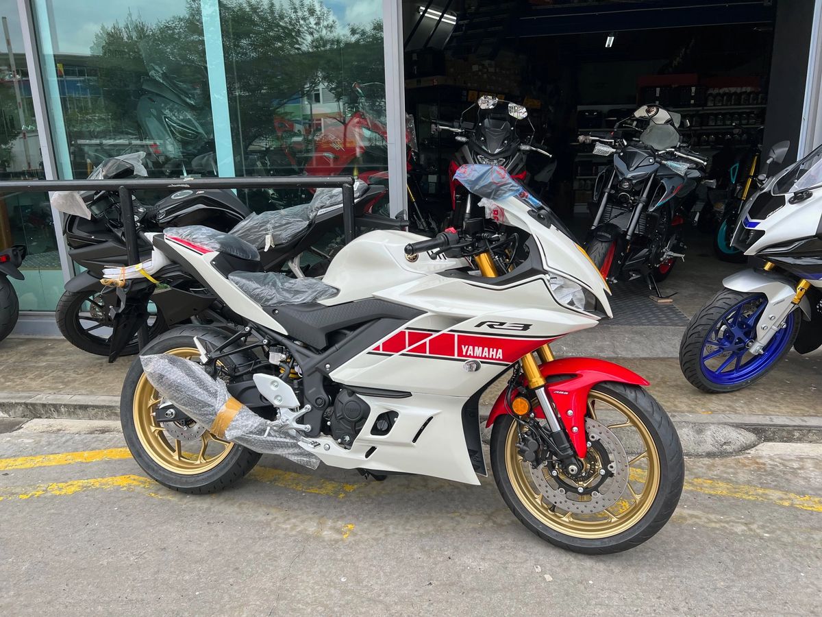 YAMAHA R3 2023 YAMAHA R3 2023