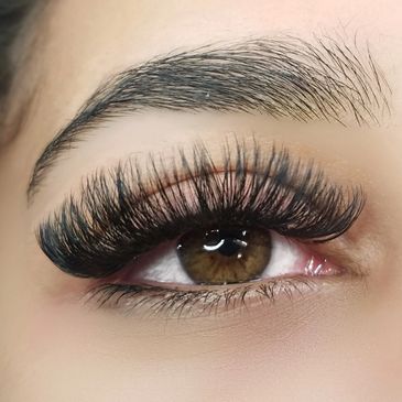 Russian Volume Eyelash Extensions