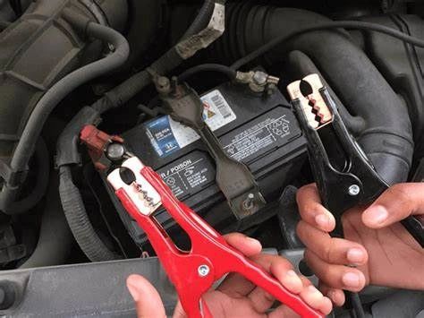 Jump Start a Dead Battery, new battery, tow truck, battery service, dead battery in car