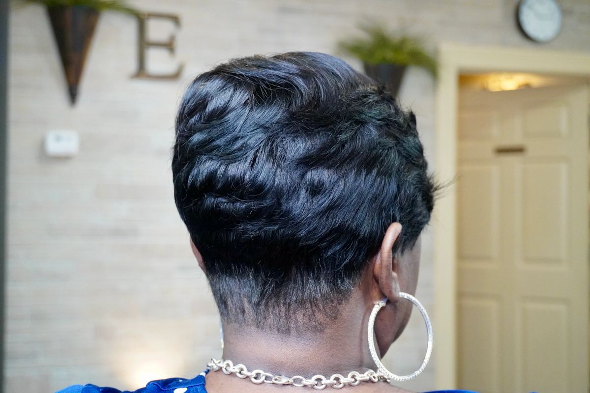 Essentials University Course 2 Quickweave with a Closure