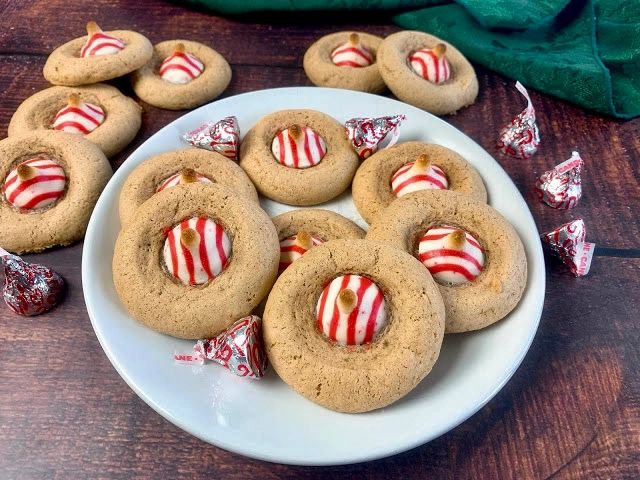 The Ultimate Gingerbread Cookie