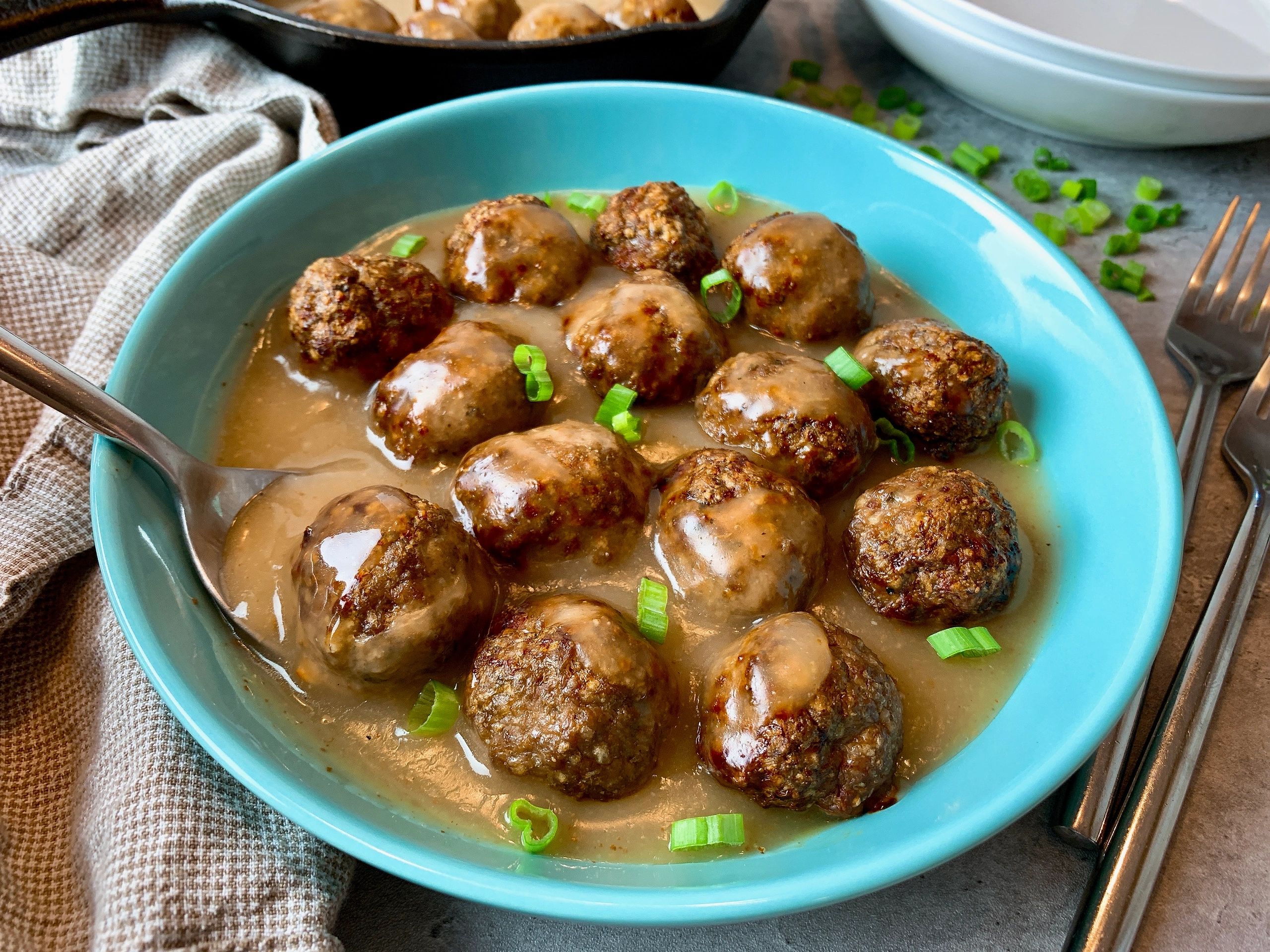 Meatballs with Easy Brown Gravy (KFC Copycat Gravy)
